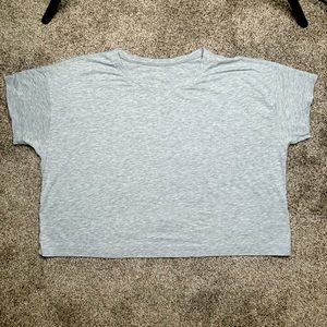 Lululemon crop t shirt. Grey/Heather 12